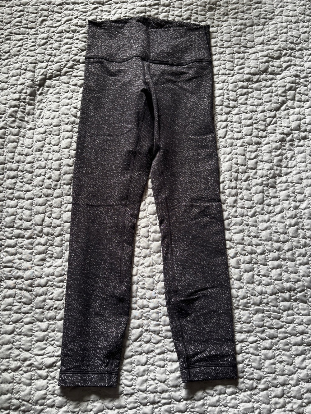 lululemon athletica Wunder Under  ankle length leggings size 6